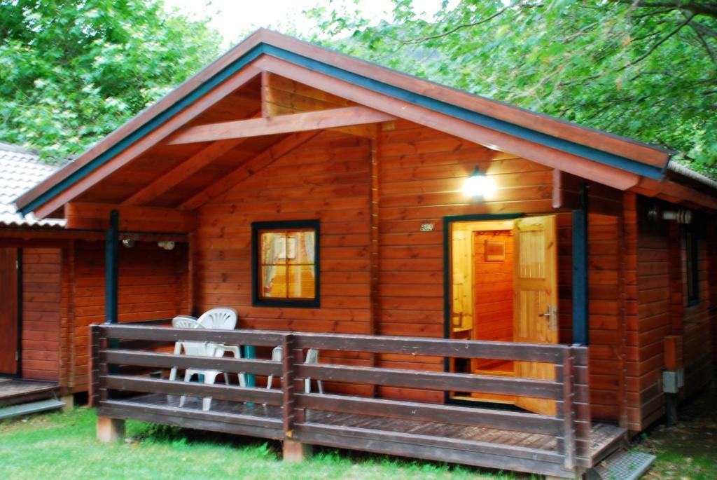 Bungalows Conca De Ter 빌라용가 데 테르 객실 사진